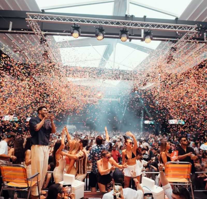 Fiesta de tardeo El Paripé en Barcelona